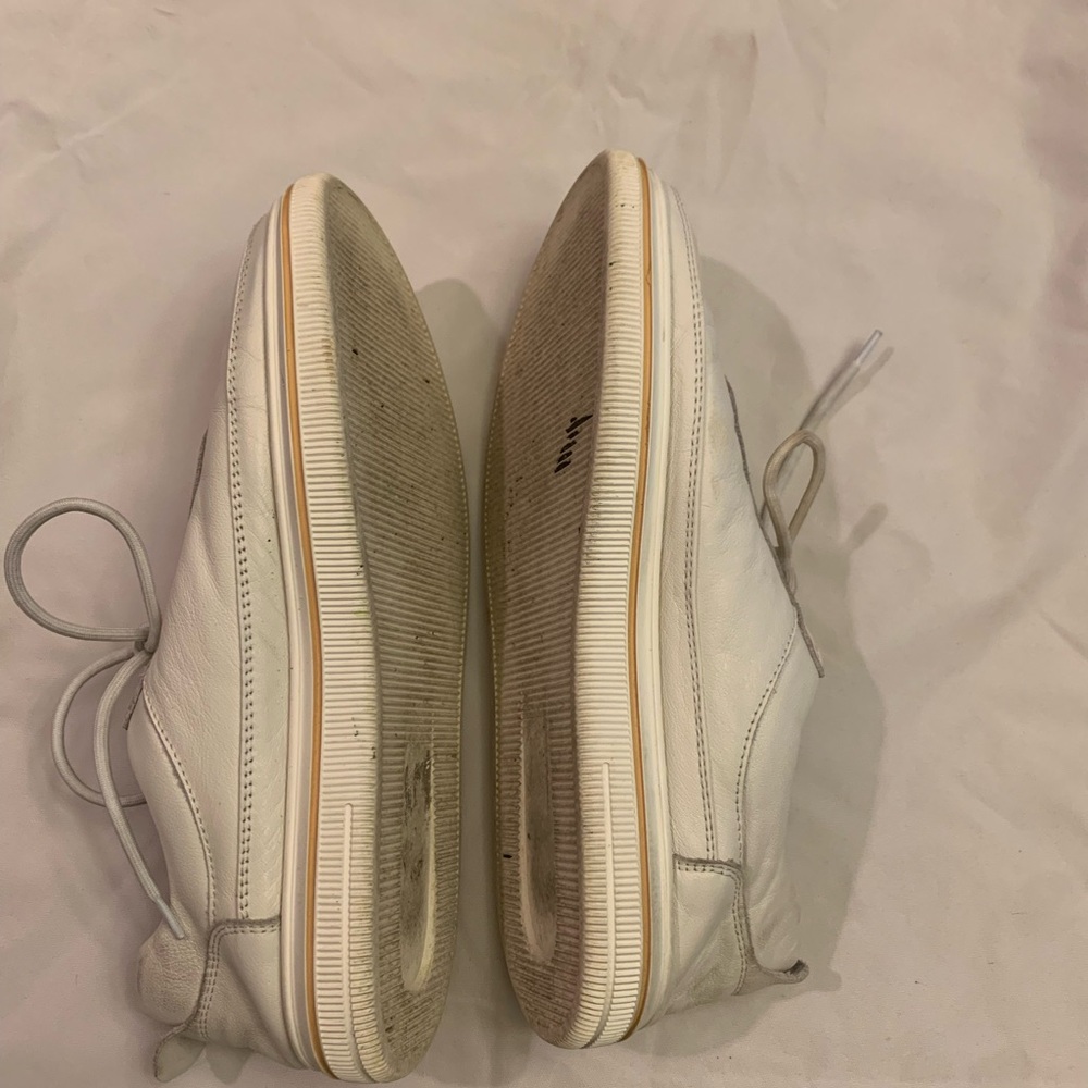 Gucci Leather Sneakers - Picture 10 of 15